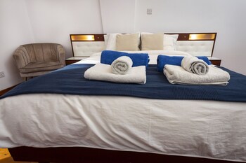 1 80 collection limassol historic center