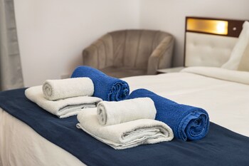 1 80 collection limassol historic center