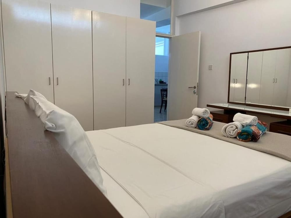 1 80 collection limassol historic center