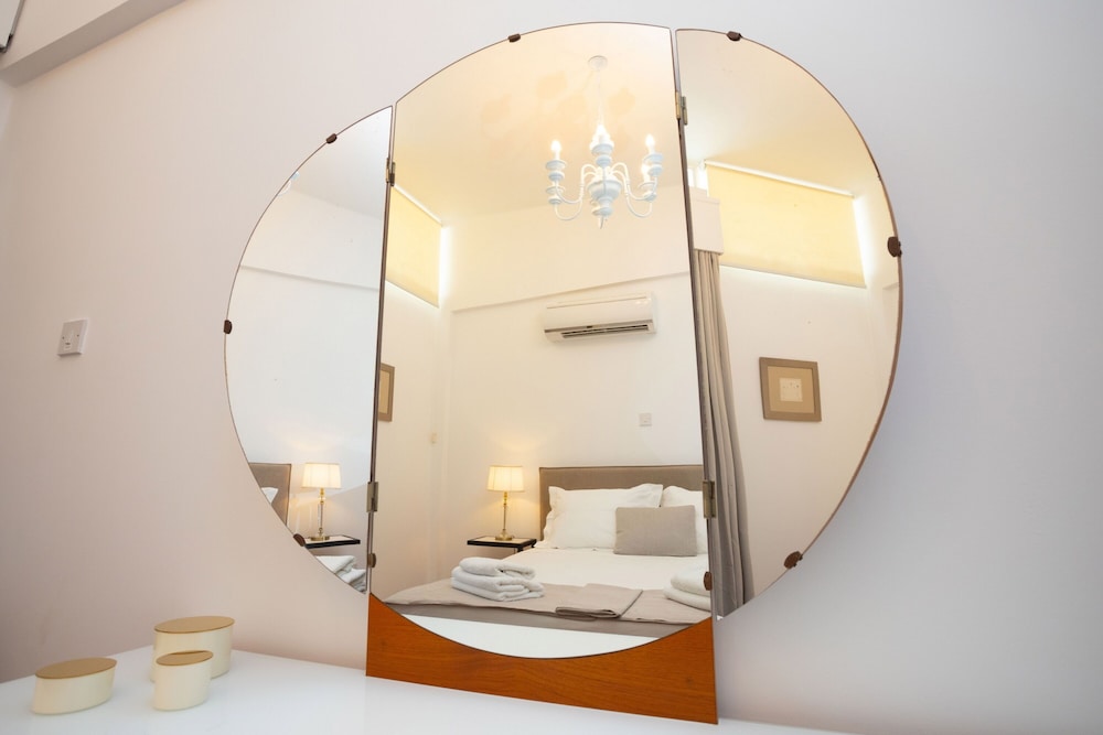 1 80 collection limassol historic center