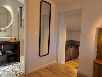 la costera hostal del vino