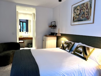 la costera hostal del vino