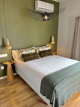 la costera hostal del vino