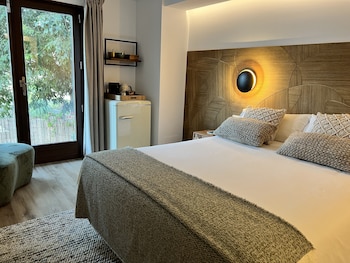 la costera hostal del vino