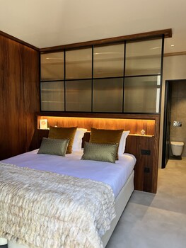 la costera hostal del vino