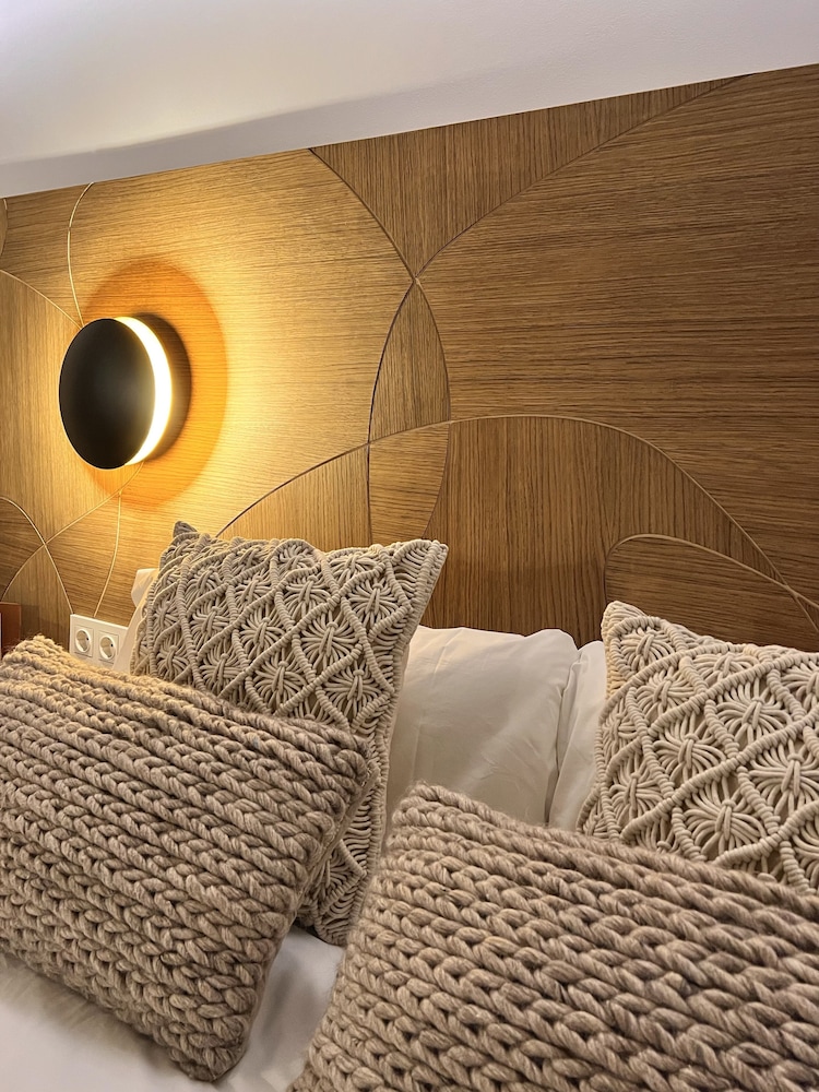 la costera hostal del vino