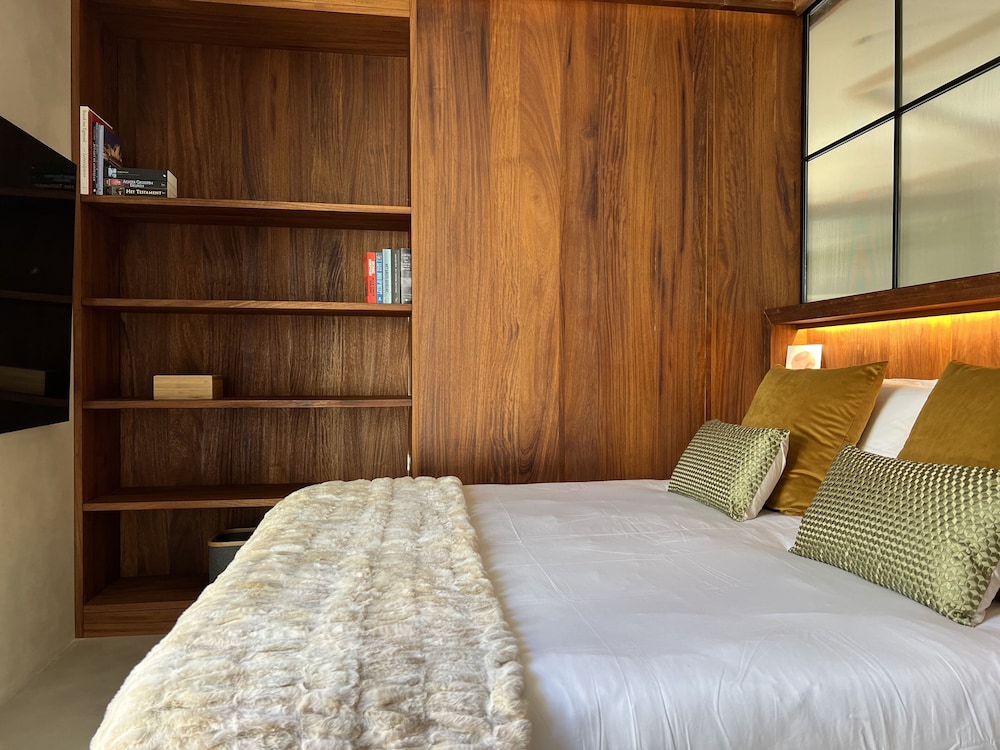 la costera hostal del vino