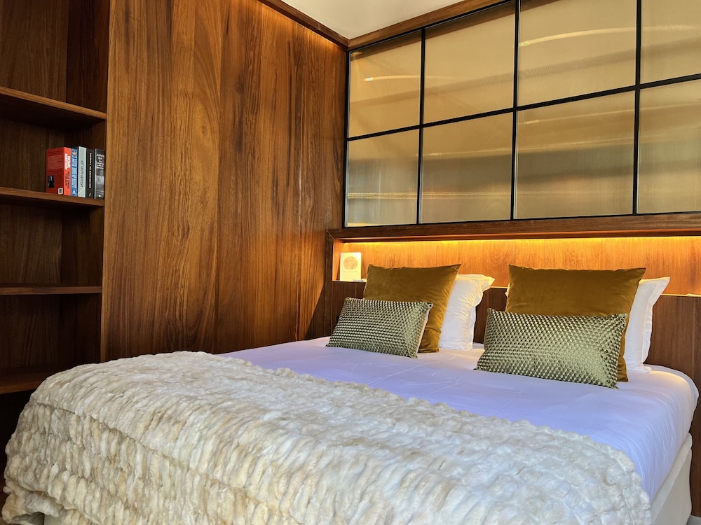 la costera hostal del vino