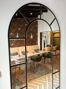 la costera hostal del vino