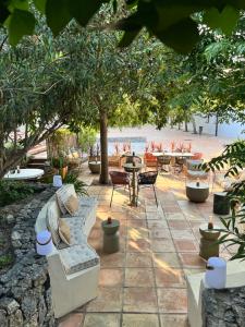 la costera hostal del vino