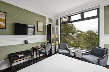 the gate boutique hotel da lat