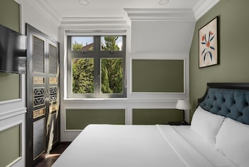 the gate boutique hotel da lat