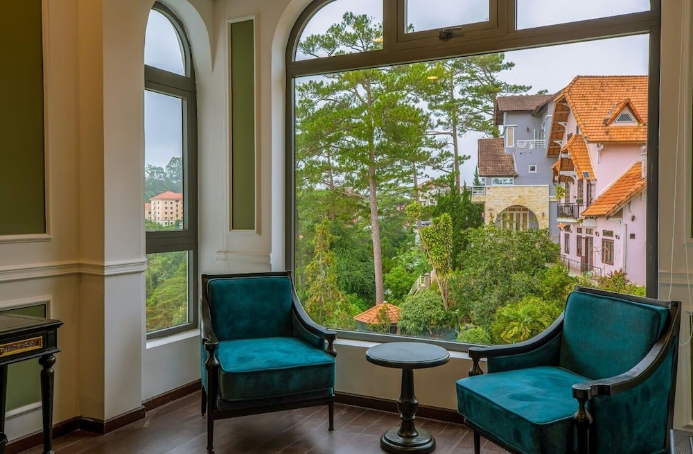 the gate boutique hotel da lat