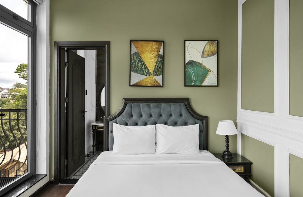 the gate boutique hotel da lat