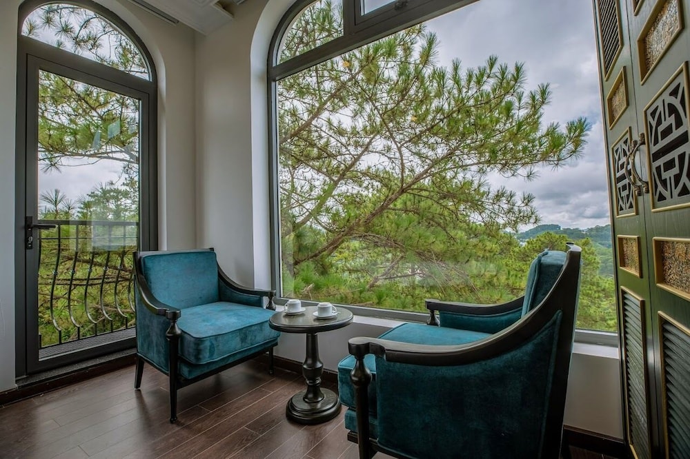 the gate boutique hotel da lat