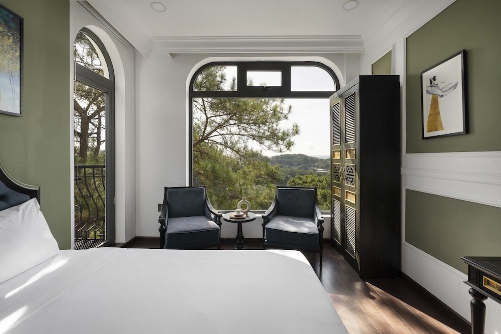 the gate boutique hotel da lat