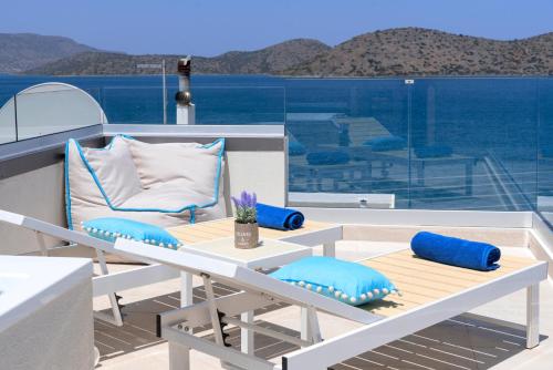 naiades village elounda