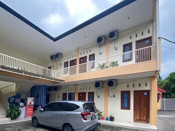 reddoorz syariah pahlawan sidoarjo