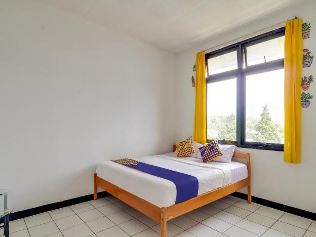 spot on 3940 villa gunung agape