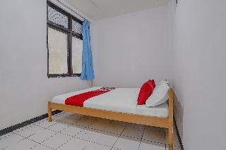 spot on 3940 villa gunung agape