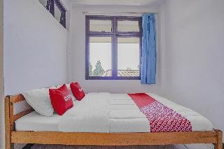 spot on 3940 villa gunung agape