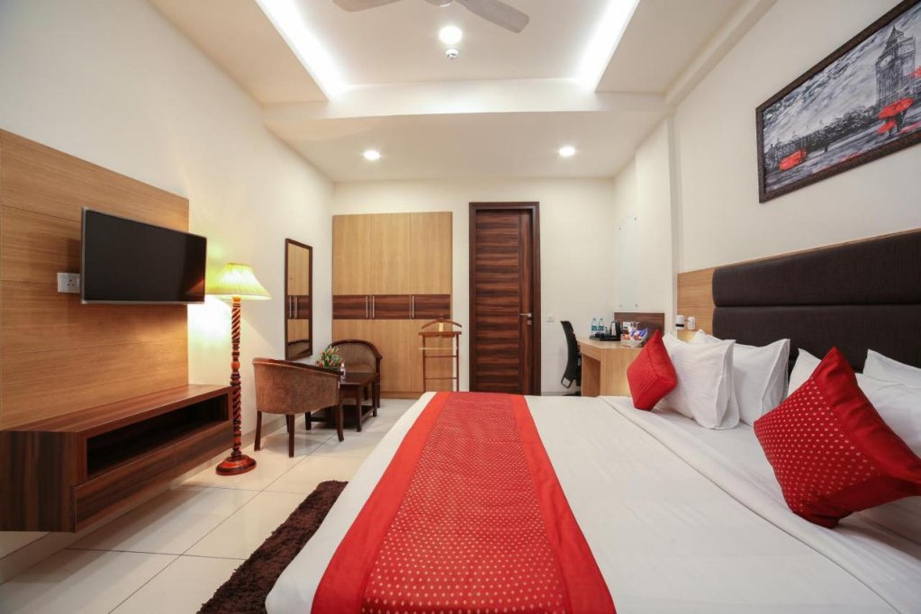 hotel grand regency by jmd group