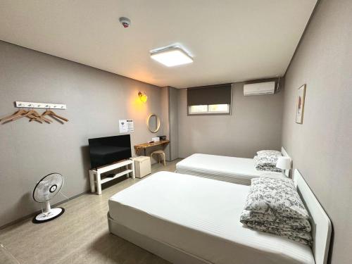 gyeongju bongwhangmansion