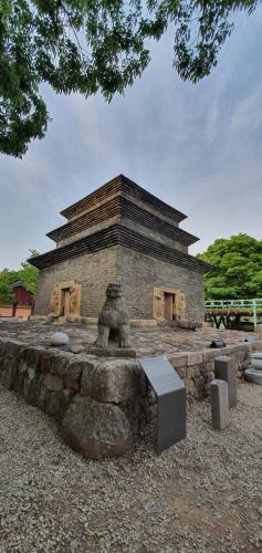 gyeongju bongwhangmansion