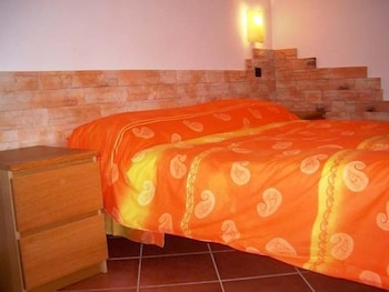 nuova fiera aparthouse
