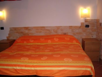 nuova fiera aparthouse