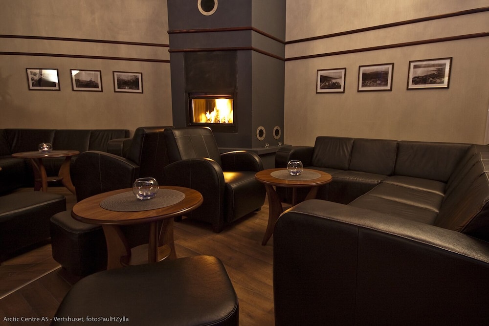 arctic inn