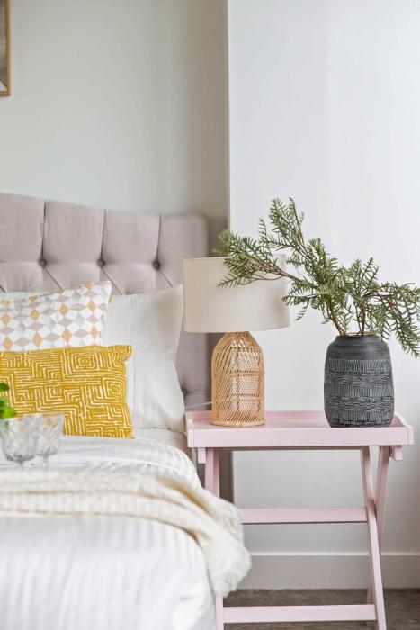 a comfy and central 2br apt near flinders station