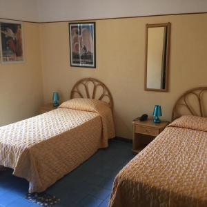 hotel touring