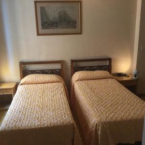 hotel touring