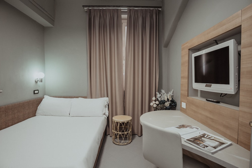 hotel marisa