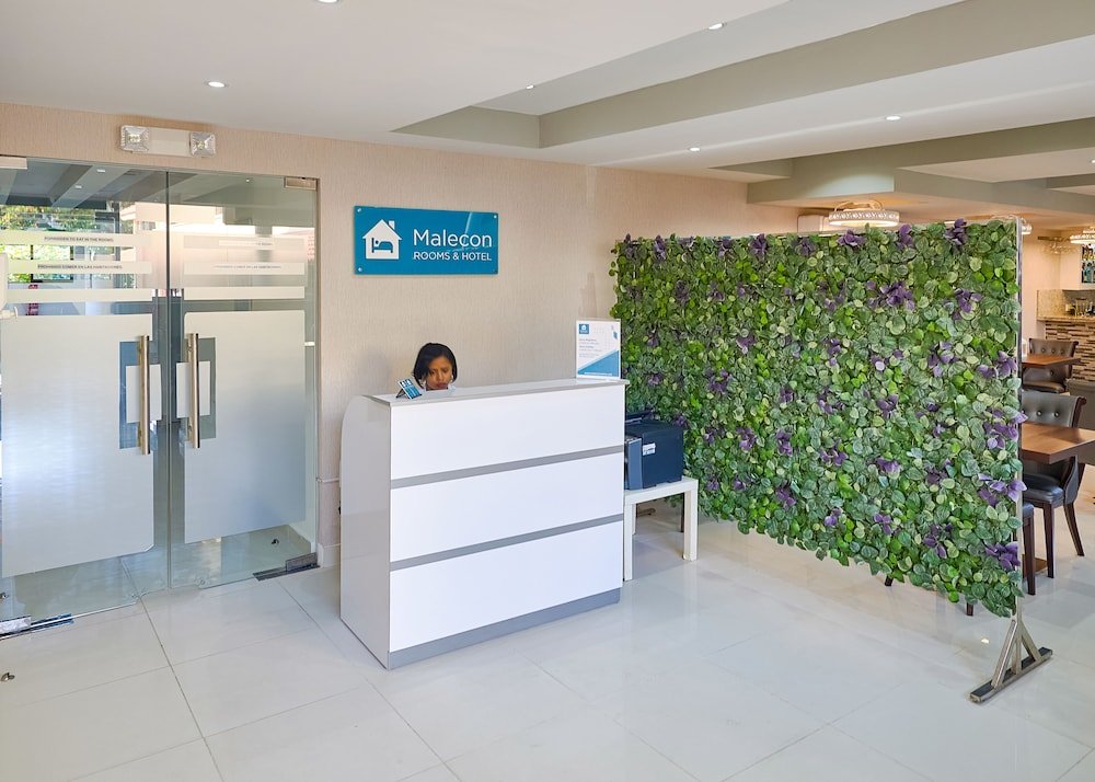 Malecon Premium Plus,,3 star