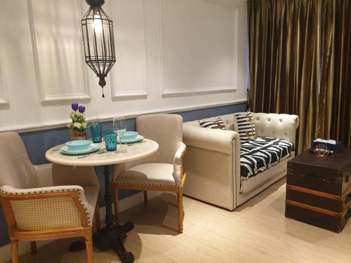 seven seas cote d azur condoandresort