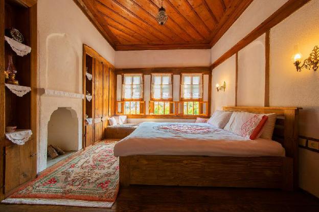 meymune valide konagi