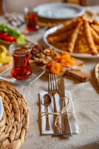 meymune valide konagi