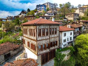 meymune valide konagi