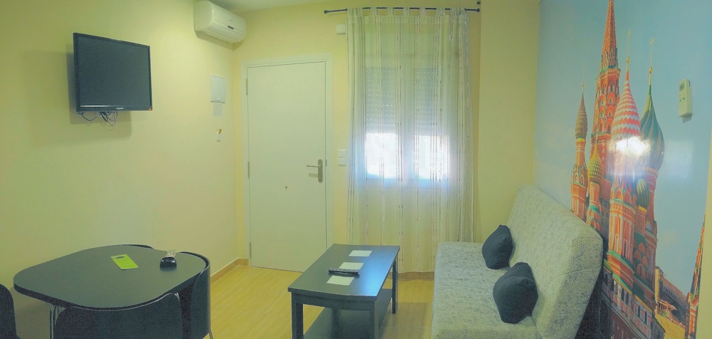 apartamentos torrevieja puerto