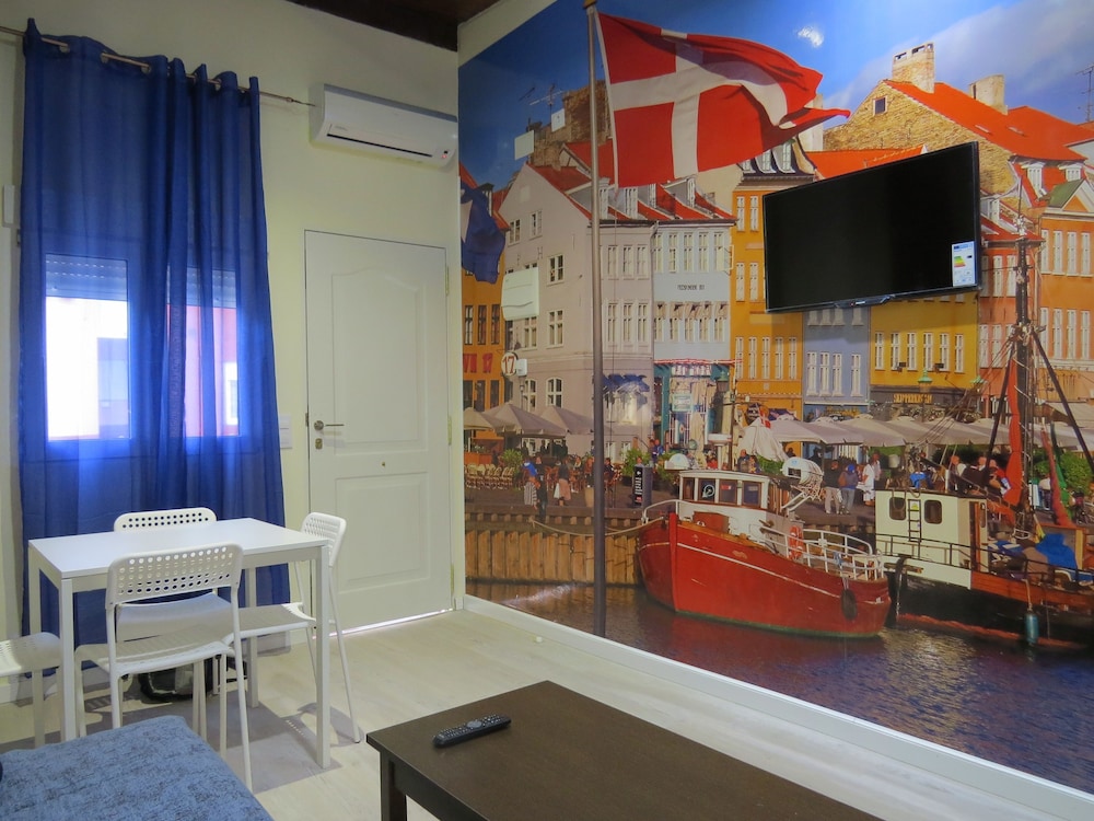 apartamentos torrevieja puerto