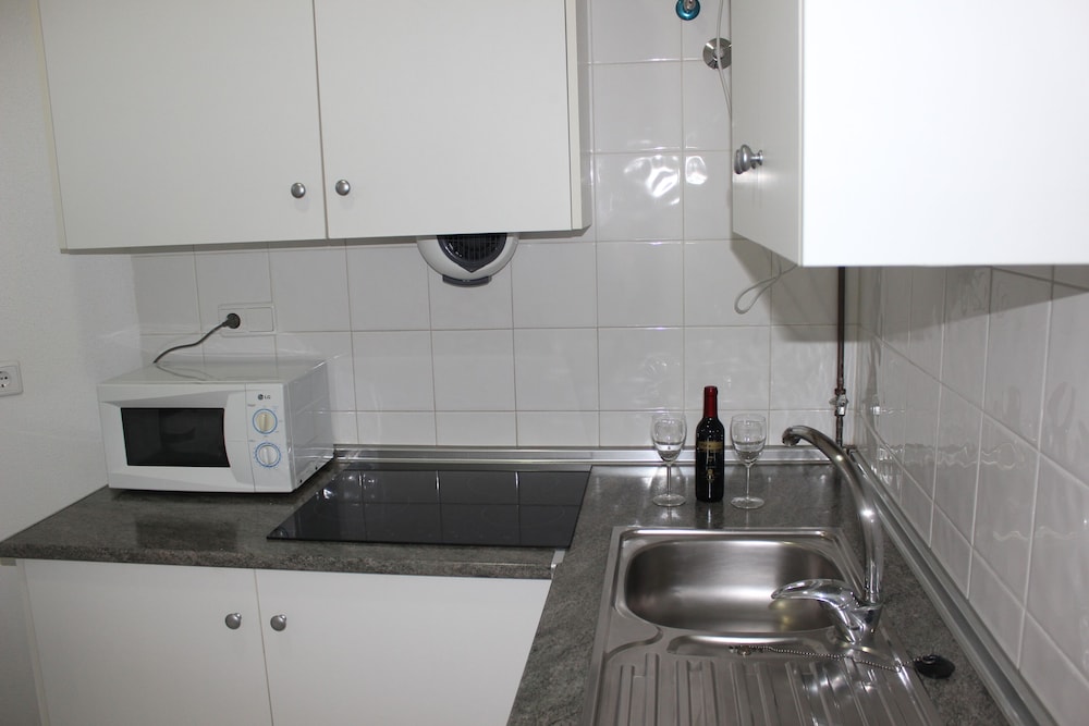 apartamentos torrevieja puerto