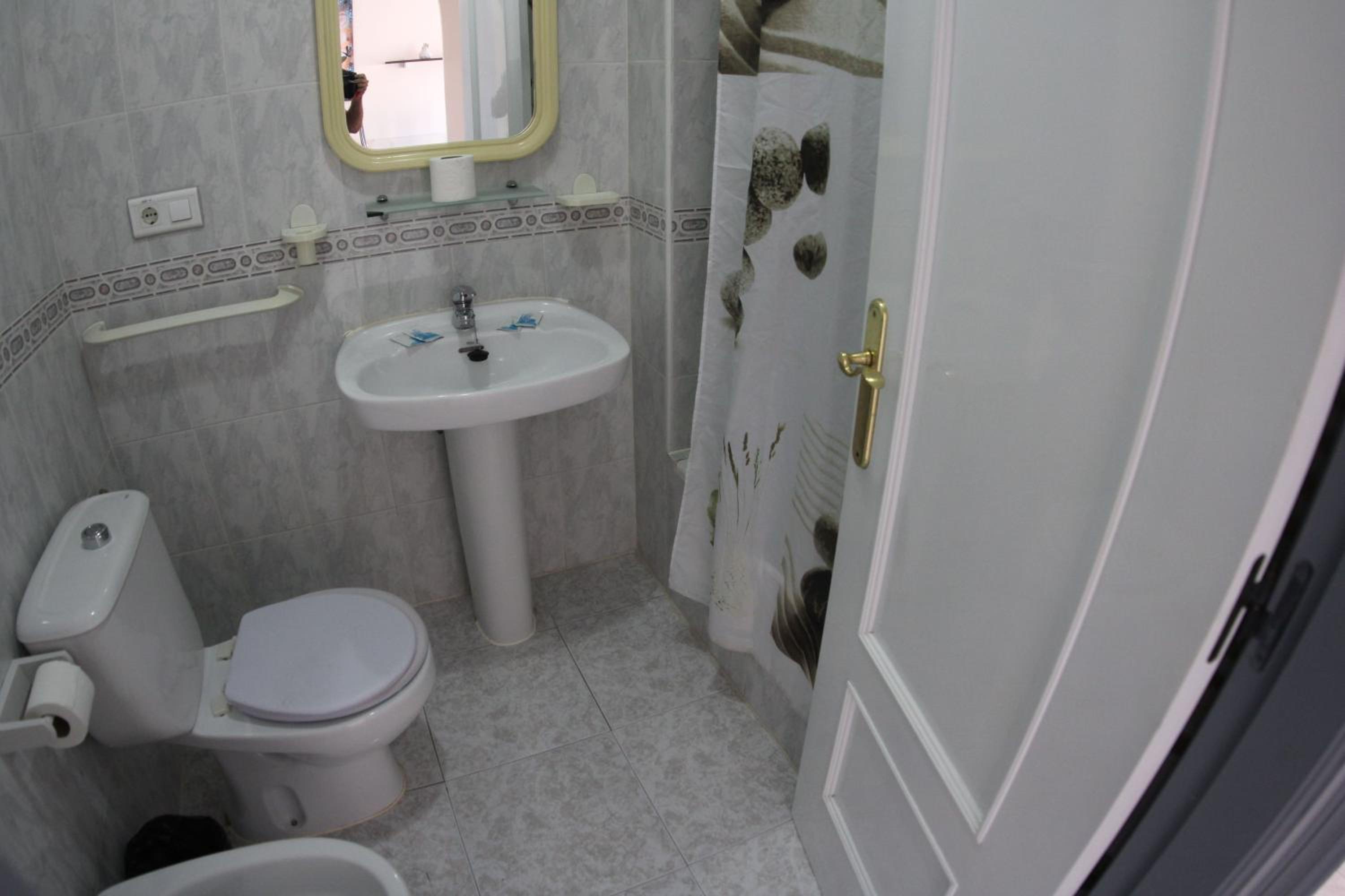 apartamentos torrevieja puerto