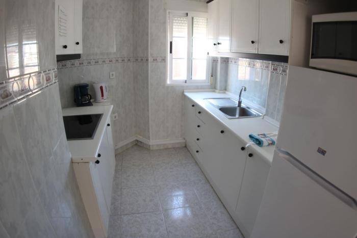 apartamentos torrevieja puerto