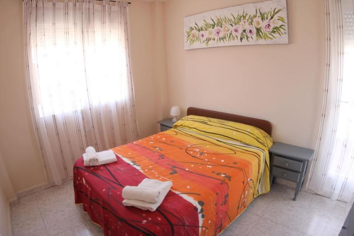 apartamentos torrevieja puerto