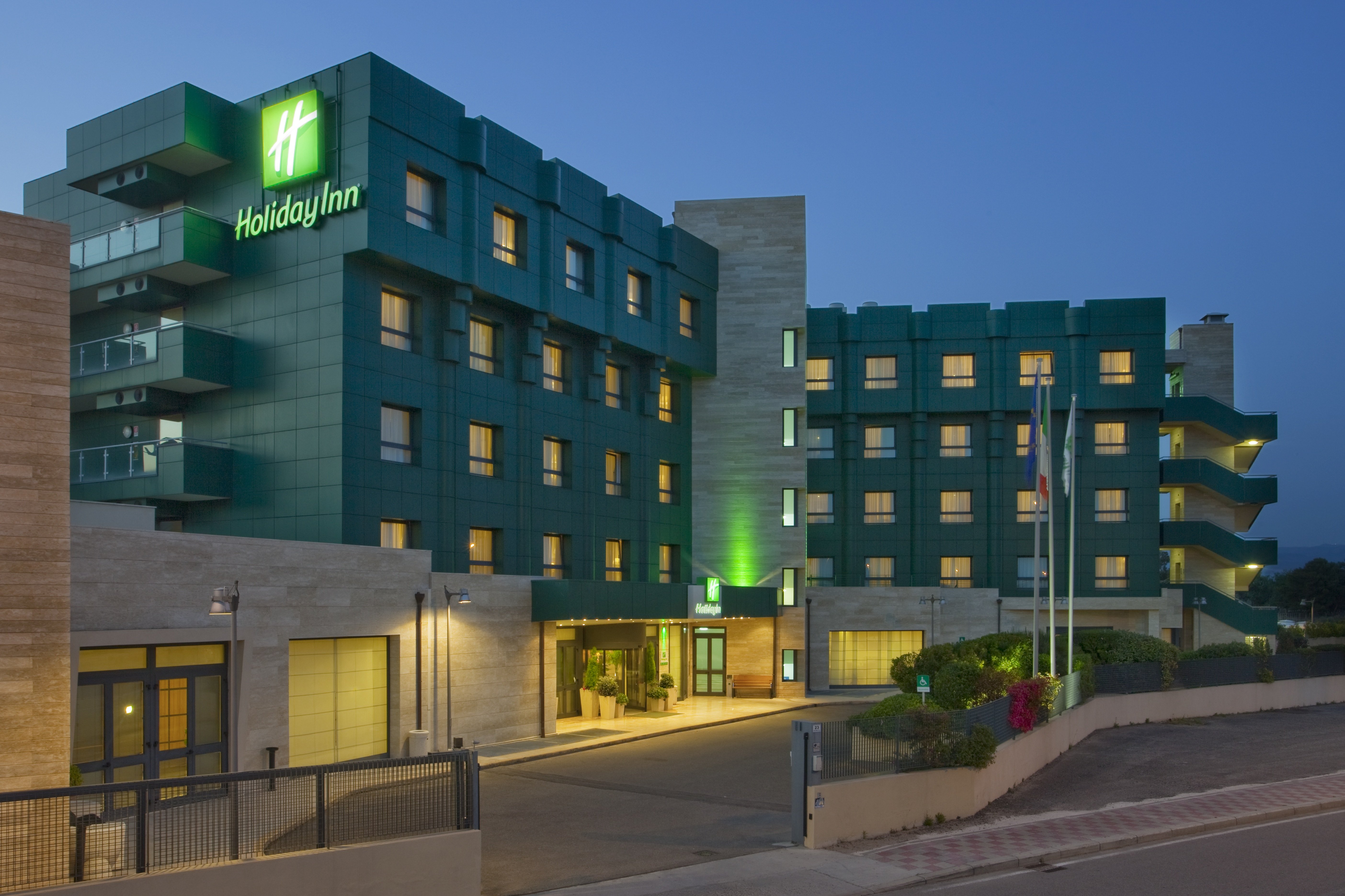 holiday inn cagliari by ihg