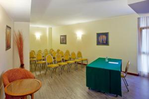 holiday inn cagliari by ihg