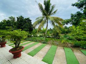 rooster mekong garden and villas