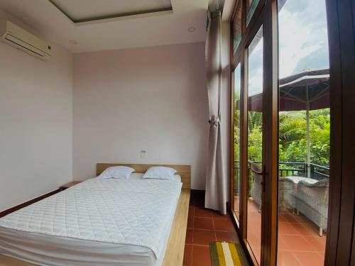 rooster mekong garden and villas